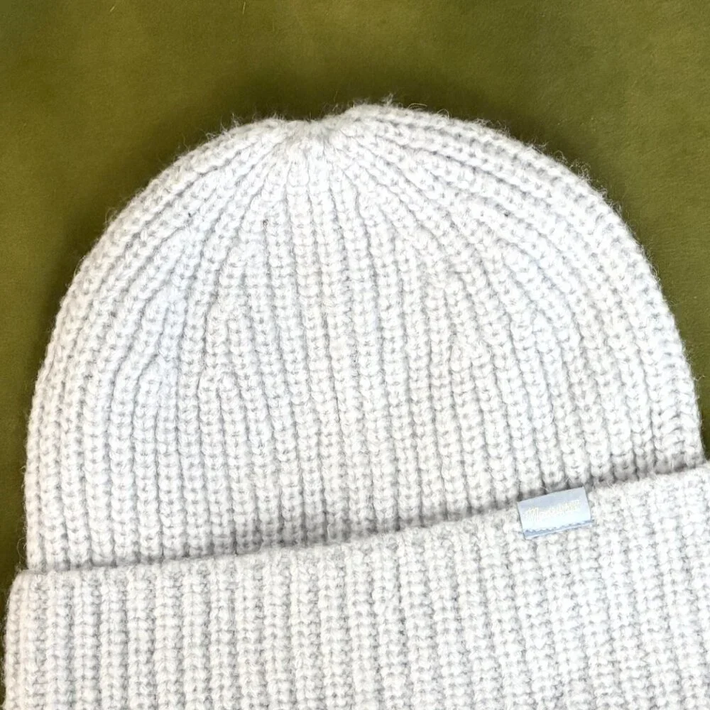 NWT Ribbed Favorite Daughter THE LOGO PATCH RIB BEANIE - retails $68 - Picture 11 of 12